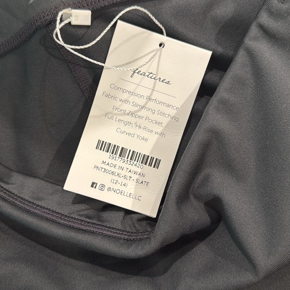 Body Gray Leggings with Pockets - Size L/XL - Picture 9 of 10